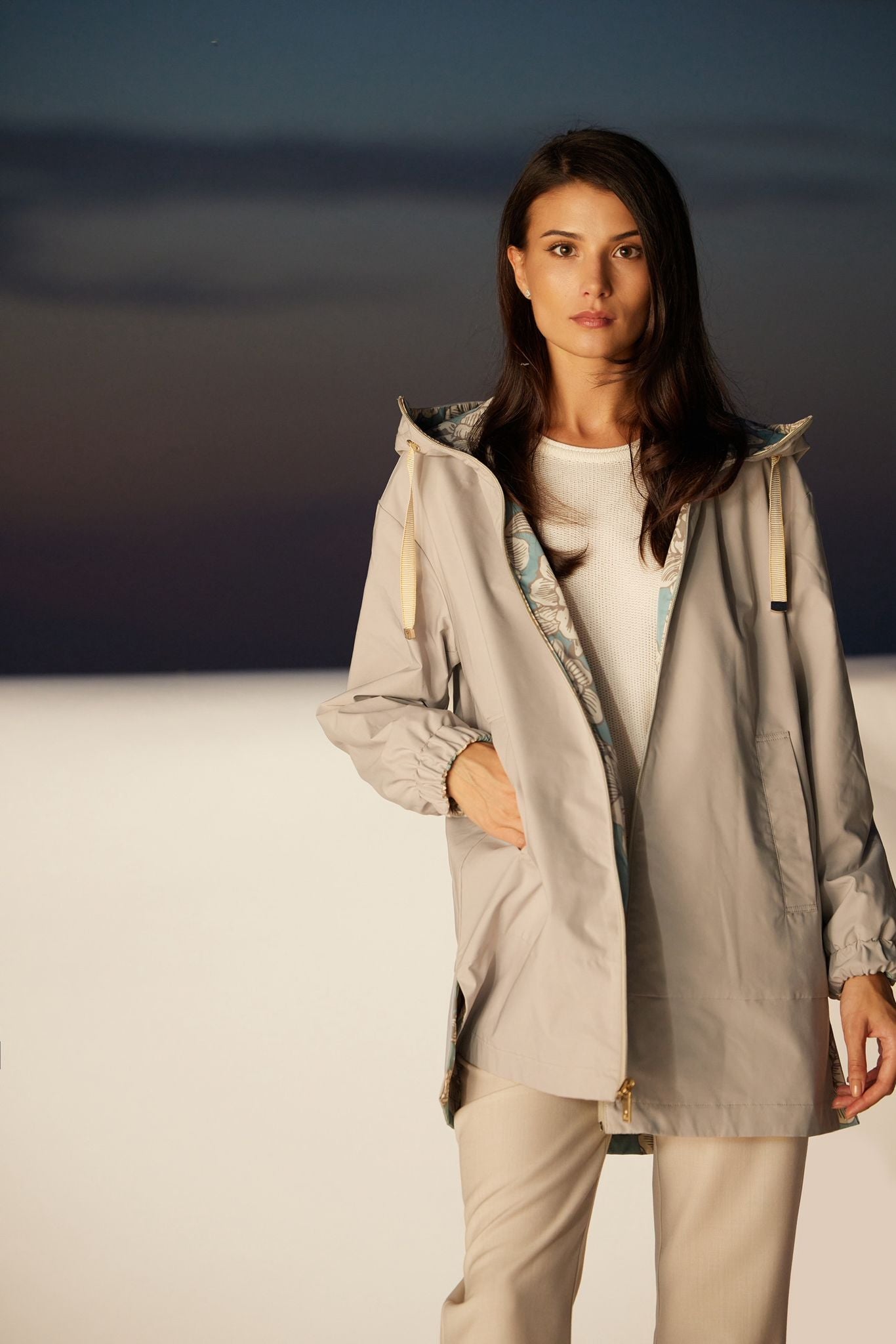 Trenci reversibil damă LOLA, stucco /reverse floral