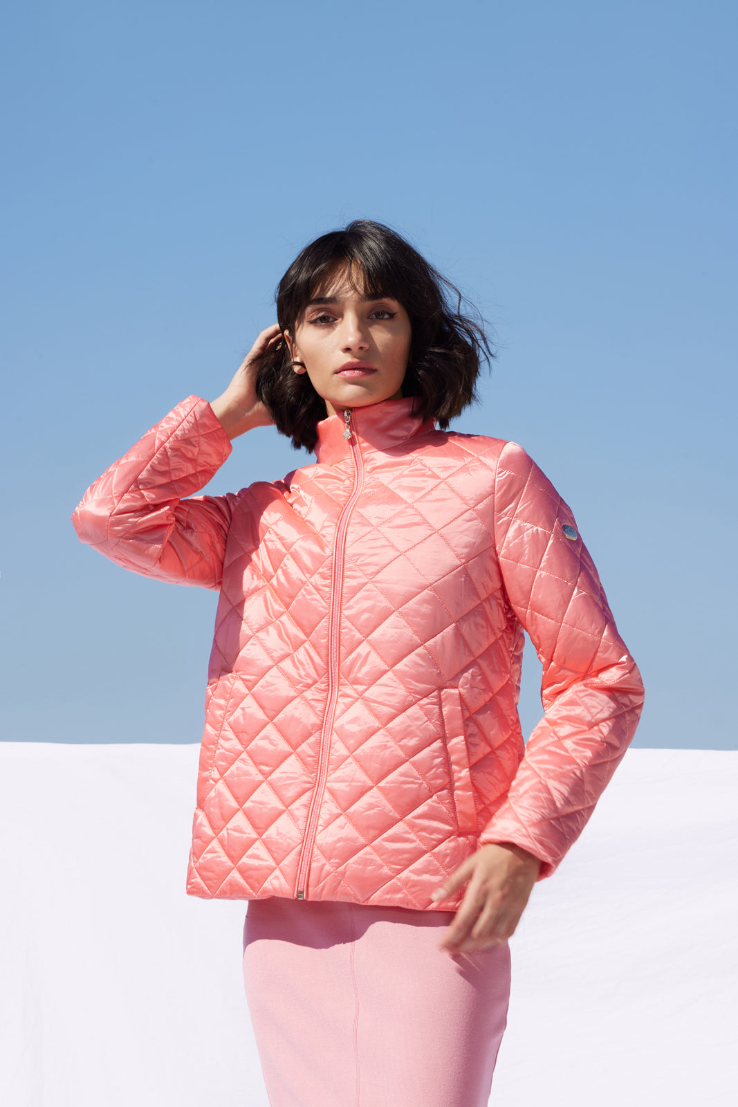 Geacă matlasată damă Madzerini FULVIA salmon rose cu design romburi.