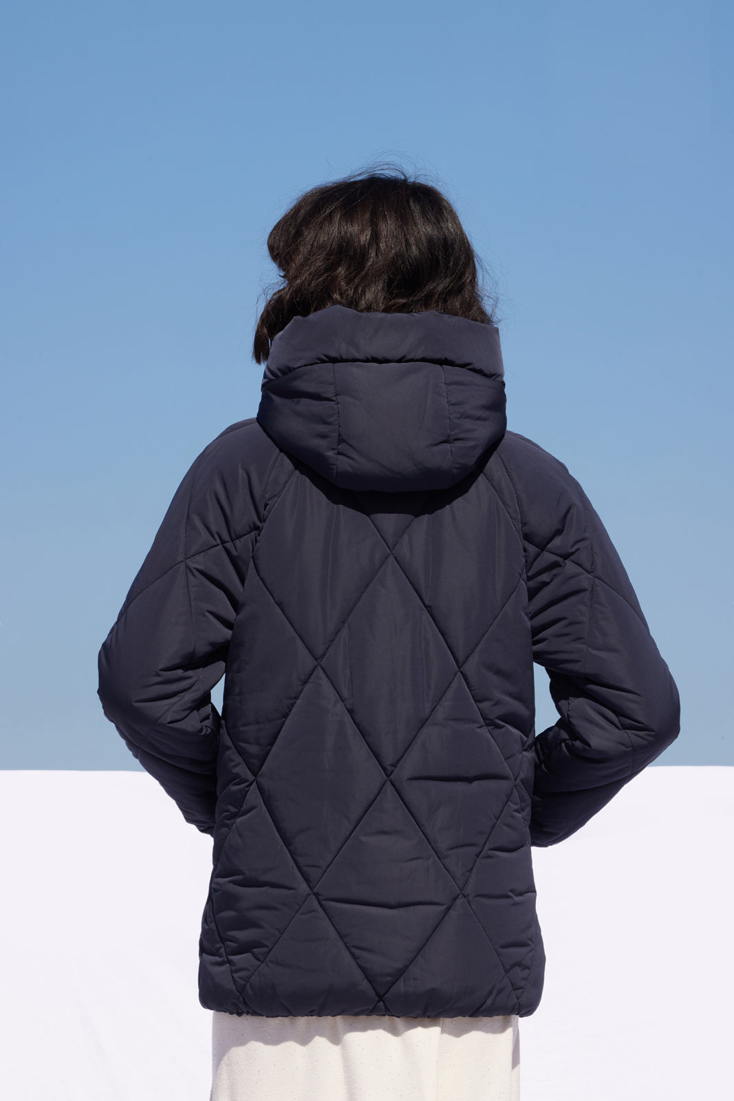 Geacă de damă Madzerini MARET dark navy, detaliu căptușeală matlasată.