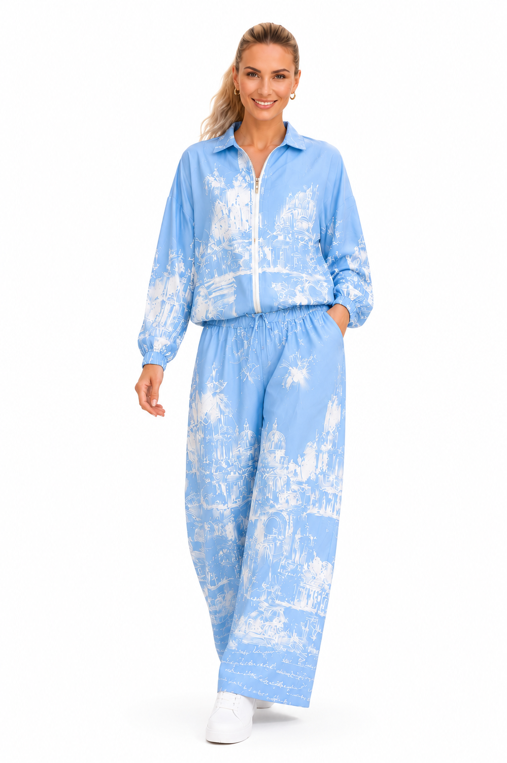 Set damă Madzerini bleu cu imprimeu alb, jachetă bomber și pantaloni largi din mătase.