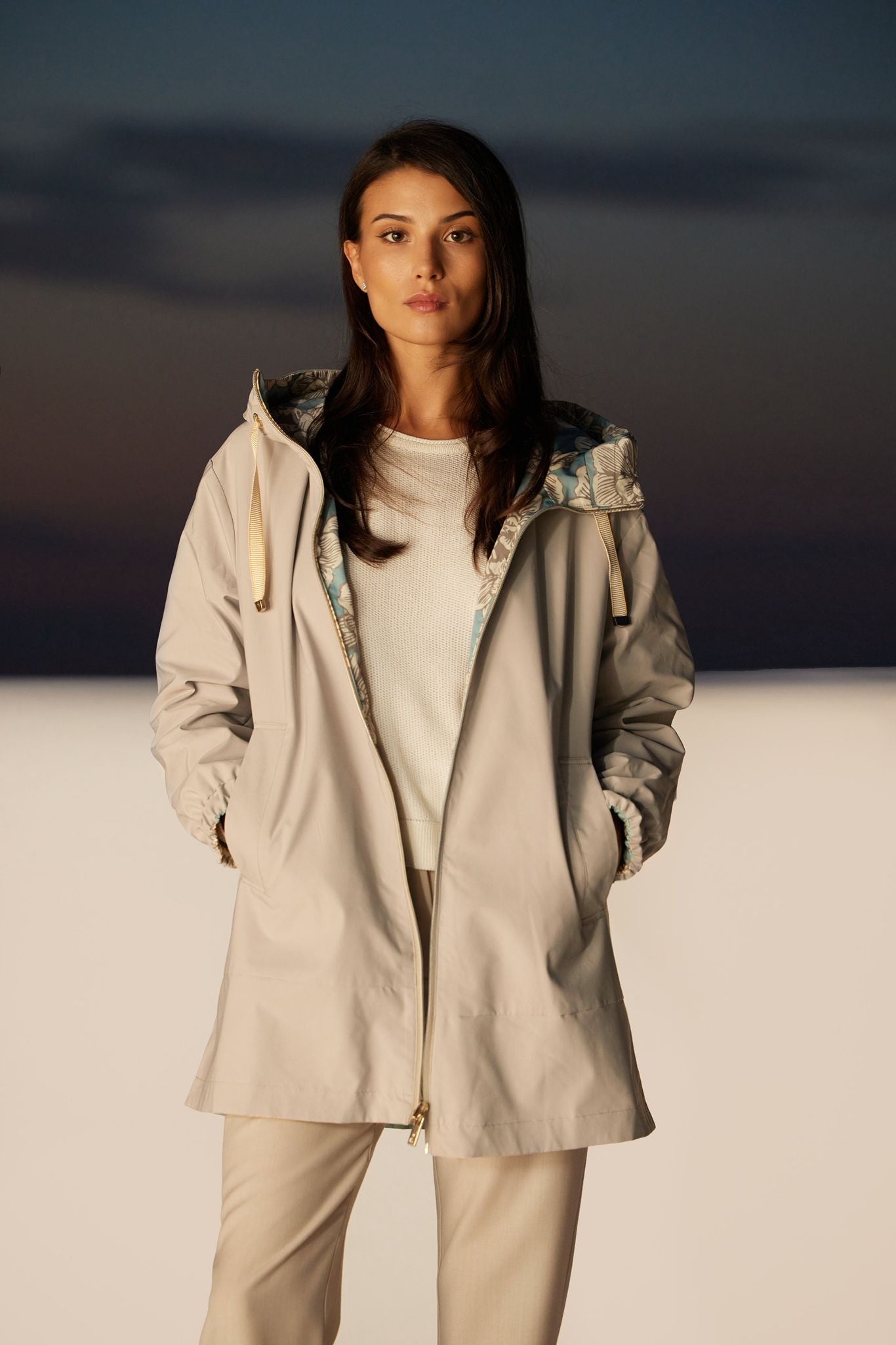 Trenci reversibil damă LOLA, stucco /reverse floral